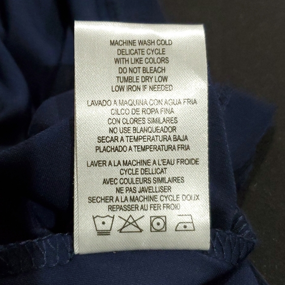 Dress - Picture 8 of 9